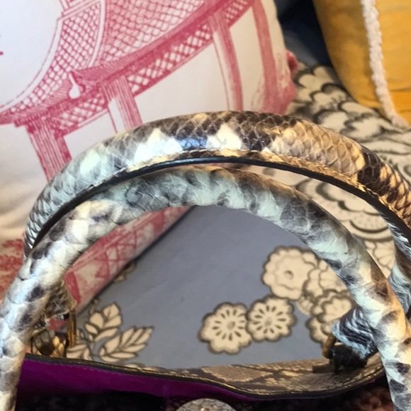 Alberta di Carlo Snake print Leather Tote. - Picture 2 of 5
